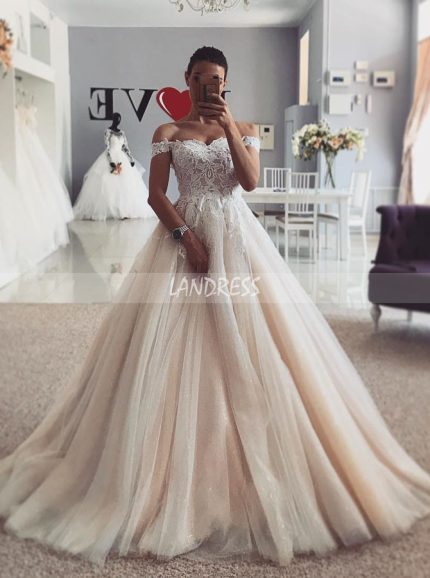 Classic Wedding Dresses,A-line Bridal Dress,Wedding Dress Off the Shoulder,11129