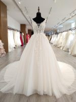 Gorgeous Wedding Dresses with Appliques,White Wedding Dress with Long Train,11568